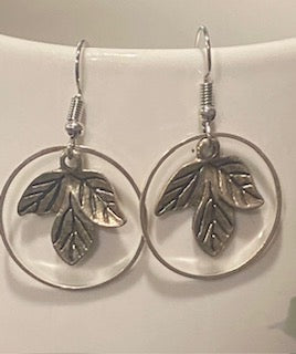 Small silver hoop with 3 leaves