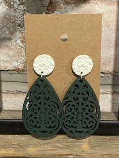 White post with forest green wooden teardrop